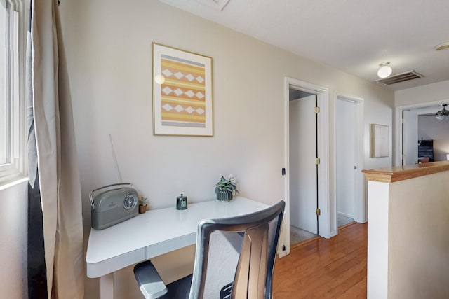 dining room with visible vents and light wood-style floors