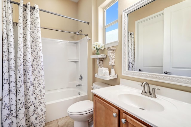 9316 Iron Creek Ln NW, Albuquerque, NM 87120 - full bath featuring vanity and shower / bath combination with curtain