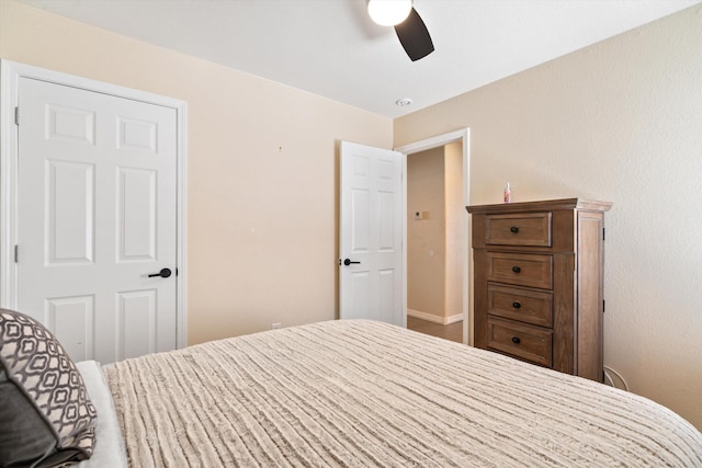 bedroom featuring a ceiling fan