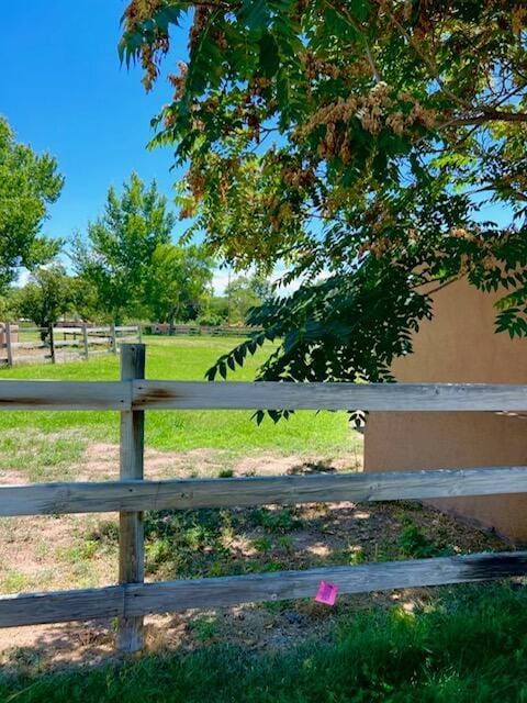 Listing photo 3 for 715 El Alhambra Cir NW, Albuquerque NM 87107