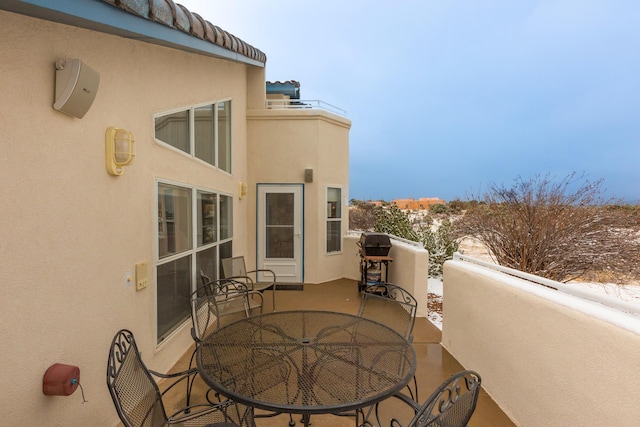 balcony with a grill