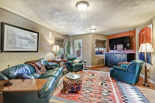 7 Calle Cholla, Placitas, NM 87043 - living room featuring baseboards