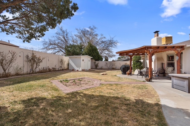 view of yard featuring an outbuilding, a patio area, a fenced backyard, and a storage shed