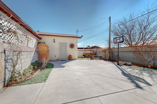 view of patio featuring a fenced backyard