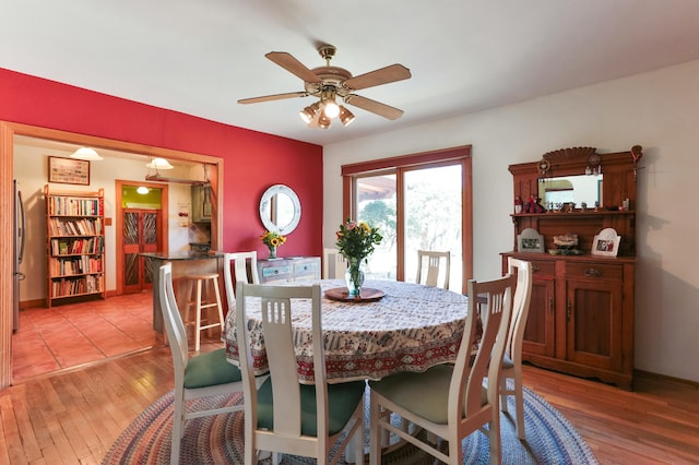 627 Fairway Rd NW, Albuquerque, NM 87107 - dining space featuring light wood-style flooring and a ceiling fan