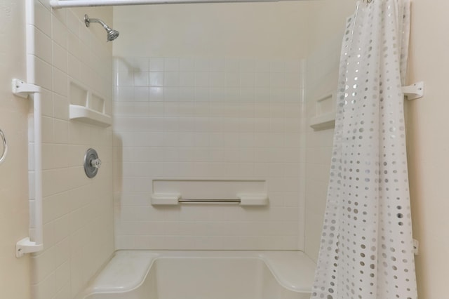 627 Fairway Rd NW, Albuquerque, NM 87107 - full bath with shower / bath combo