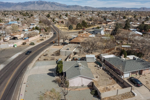 bird's eye view featuring a residential view and a mountain view