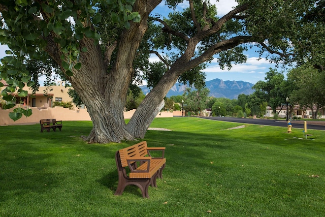 927 Camino Vista Rio, Bernalillo, NM 87004 - surrounding community with a yard and a mountain view