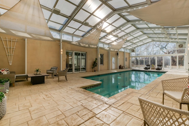 927 Camino Vista Rio, Bernalillo, NM 87004 - indoor pool with a patio area, a lanai, and an outdoor living space