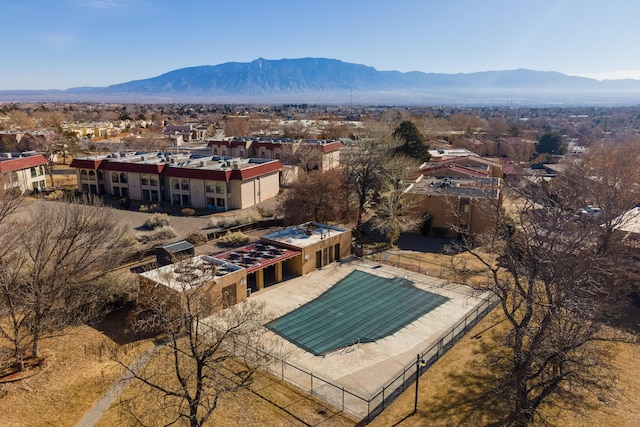 bird's eye view featuring a mountain view