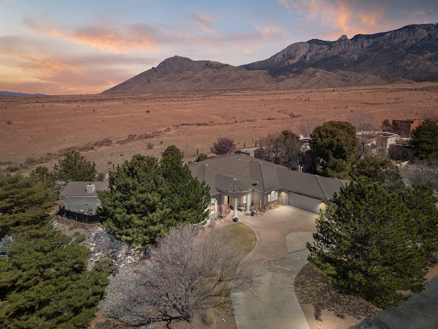 bird's eye view with a mountain view