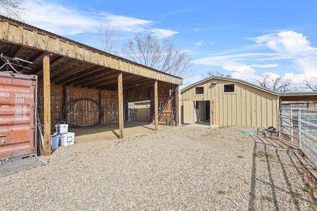 view of outbuilding with an outdoor structure and an exterior structure