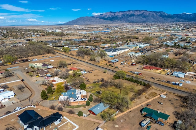 bird's eye view featuring a mountain view