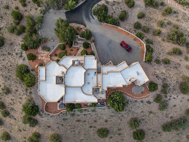 drone / aerial view featuring view of desert