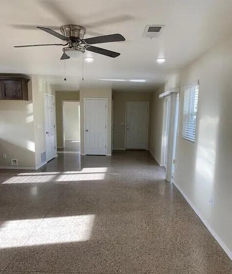 221 Veranda Rd NW, Albuquerque, NM 87107 - photo 2