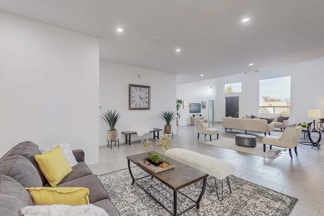 2006 Suttle Ct NE, Rio Rancho, NM 87124 - living room with recessed lighting