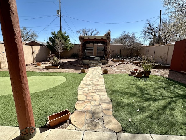 2638 Aloysia Ln NW, Albuquerque, NM 87104 - view of yard with a fenced backyard