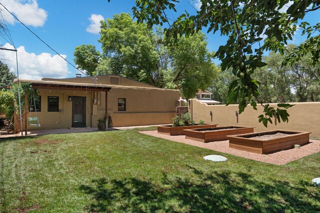 240 E Valverde Rd, Corrales, NM 87048 - view of yard with a patio and a pergola