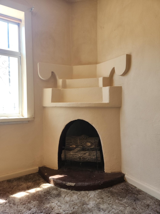 912 Camino Del Pueblo, Bernalillo, NM 87004 - interior details featuring baseboards and carpet floors