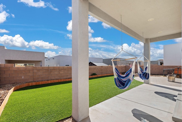 2422 Lynn Rd SE, Rio Rancho, NM 87124 - view of yard featuring a patio and a fenced backyard