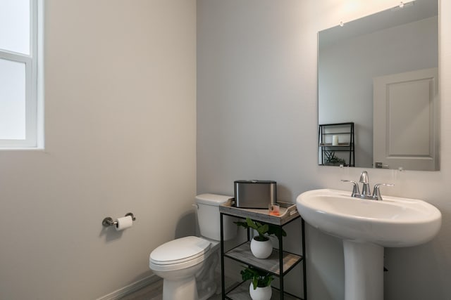 9620 Sage Ranch Ct SW, Albuquerque, NM 87121 - half bath featuring toilet and baseboards
