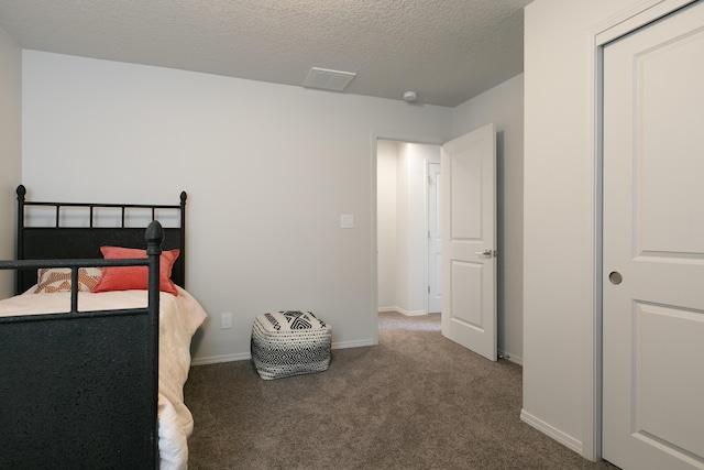 9620 Sage Ranch Ct SW, Albuquerque, NM 87121 - bedroom featuring carpet and a textured ceiling