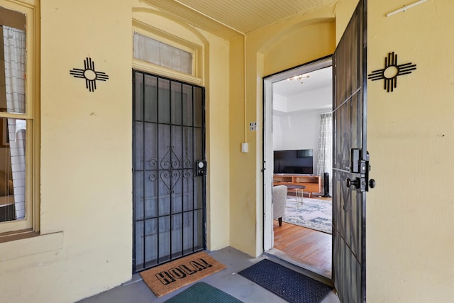 223 Edith Blvd SE, Albuquerque, NM 87102 - view of exterior entry with stucco siding