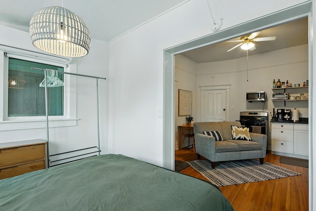 223 Edith Blvd SE, Albuquerque, NM 87102 - bedroom with wood finished floors