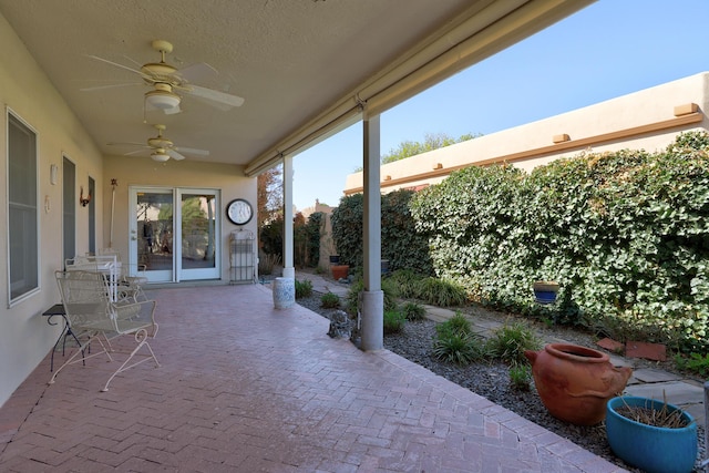 view of patio featuring a ceiling fan