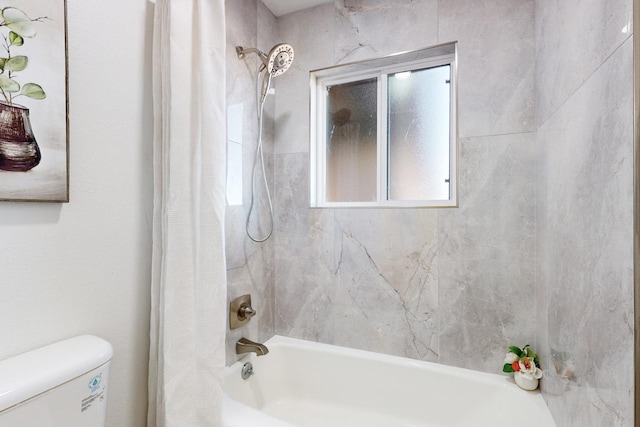 4500 Skyline Ct NE, Albuquerque, NM 87111 - full bathroom featuring shower / bath combination with curtain and toilet