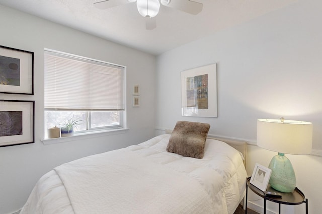 2 Cedar Hill Pl, Cedar Crest, NM 87008 - bedroom featuring ceiling fan