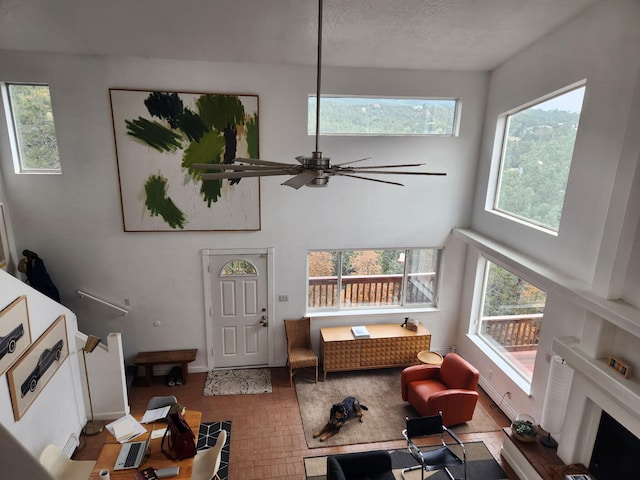 2 Cedar Hill Pl, Cedar Crest, NM 87008 - living room with ceiling fan and baseboards