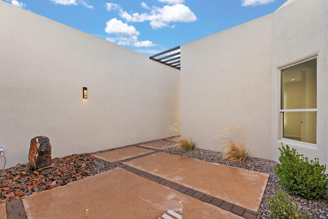 8023 Victoria Dr NW, Albuquerque, NM 87120 - view of patio