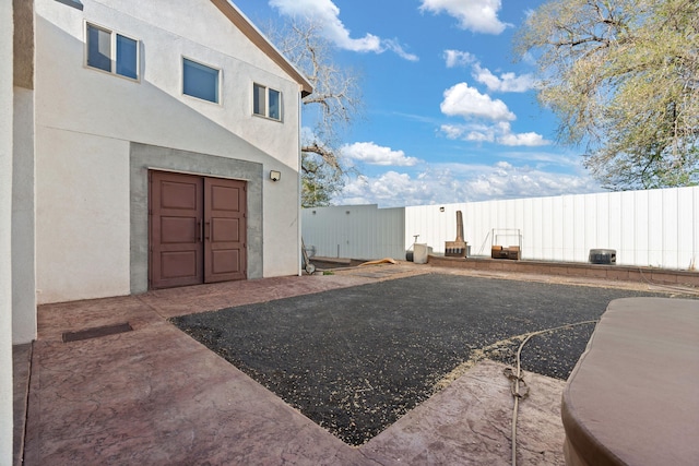 2912 William St SE, Albuquerque, NM 87102 - view of yard featuring fence