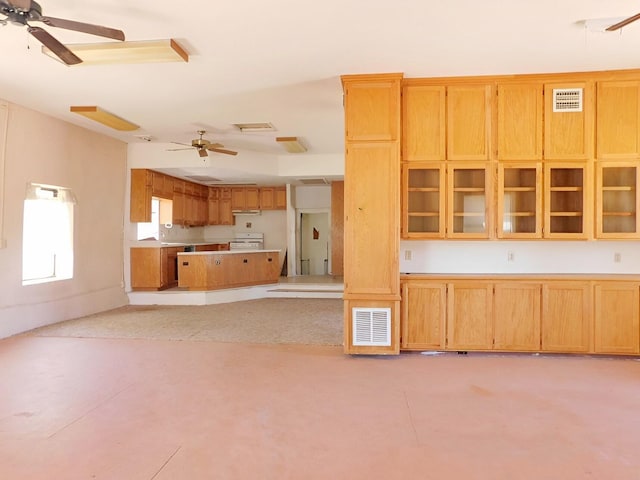 208 S White Oaks Ave, Capitan, NM 88316 - photo 6