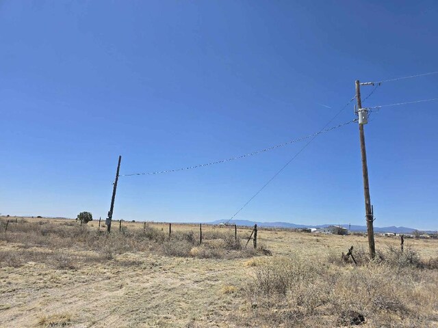 131 Willow Lk, Moriarty, NM 87035