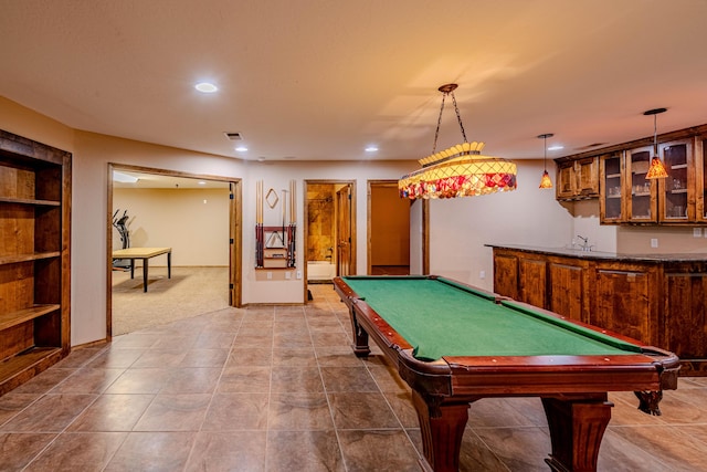 5016 Frontier Rd NE, Rio Rancho, NM 87144 - game room with wet bar, billiards, carpet floors, and recessed lighting