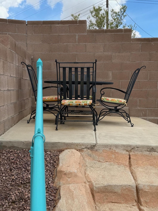 4449 Sunflower Ct SE, Rio Rancho, NM 87124 - view of patio / terrace