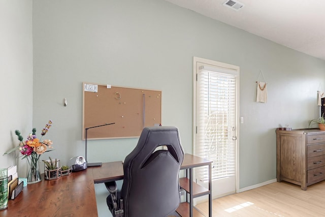 3404 Lockerbie Dr SE, Rio Rancho, NM 87124 - office space with visible vents and light wood finished floors