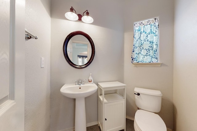 3404 Lockerbie Dr SE, Rio Rancho, NM 87124 - bathroom featuring toilet