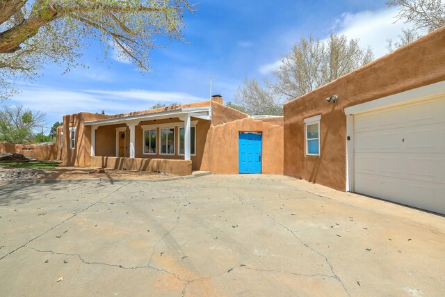 929 Stuart Rd NW, Albuquerque, NM 87114 - photo 1