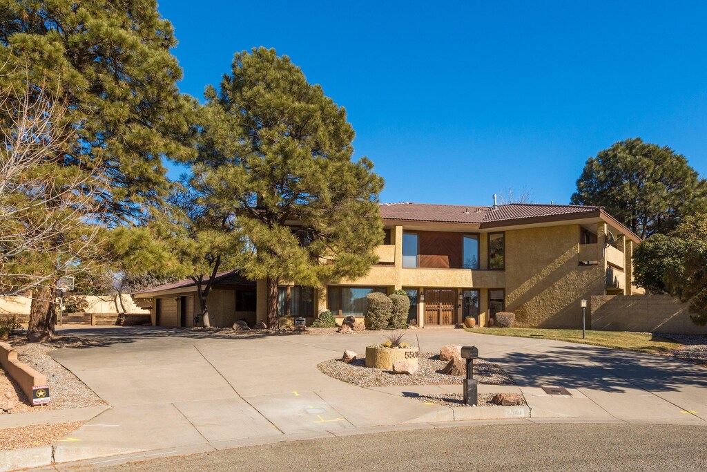 5508 Luna Del Oro Ct NE, Albuquerque, NM 87111 - photo 1