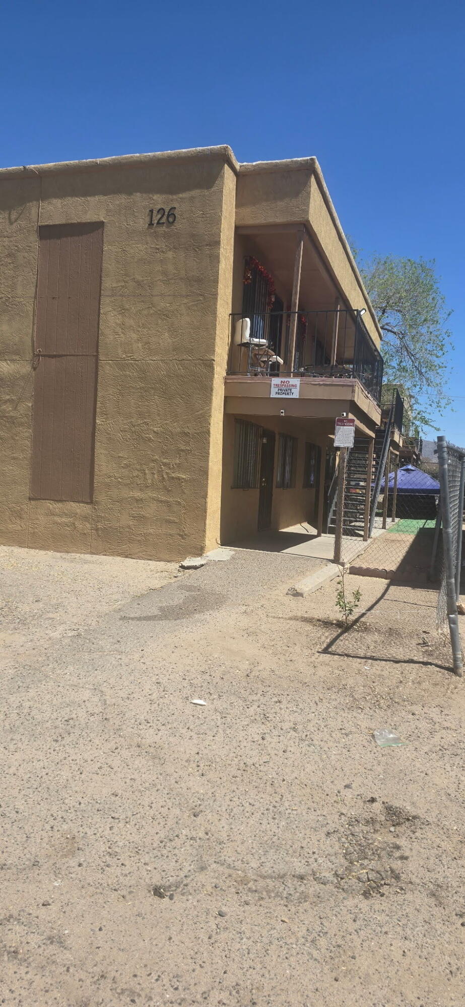 126 Rhode Island St SE, Albuquerque, NM 87108 - back of house featuring stairway