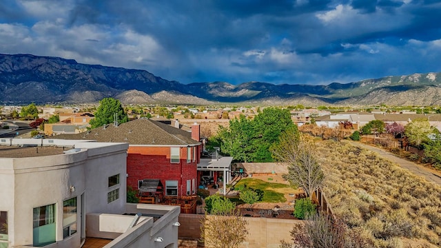 mountain view featuring a residential view