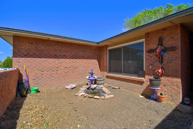 360 Knox Ct, Rio Communities, NM 87002 - view of yard featuring fence