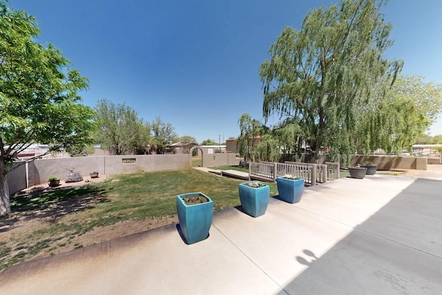 630 Barnett Rd, Bosque Farms, NM 87068 - view of patio