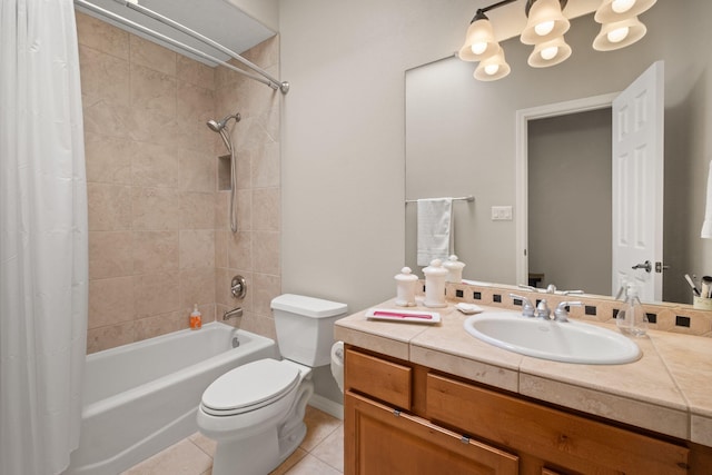 8719 Desert Fox Way NE, Albuquerque, NM 87122 - full bath featuring tile patterned floors, vanity, toilet, and shower / tub combo