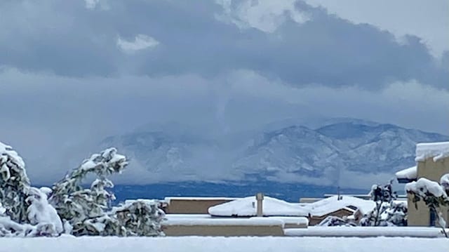 7408 Molas Rd NW, Albuquerque, NM 87114 - mountain view