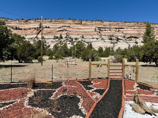 10 Cliffside Dr, Ramah, NM 87321 - view of yard with fence