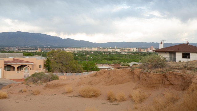 1407 Crescent Dr NW, Albuquerque, NM 87105
